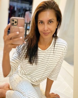 Maria Quiban feet photo thumbnail