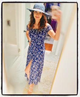 Maria Quiban feet photo thumbnail