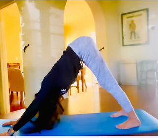 Maria Quiban feet photo thumbnail