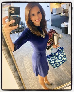 Maria Quiban feet photo thumbnail