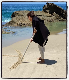 Maria Quiban feet photo thumbnail