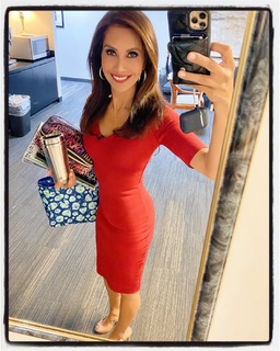 Maria Quiban feet photo thumbnail