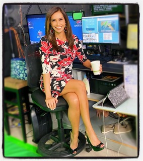 Maria Quiban feet photo thumbnail