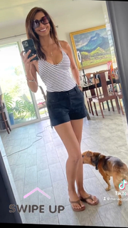 Maria Quiban feet photo thumbnail