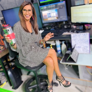 Maria Quiban feet photo thumbnail