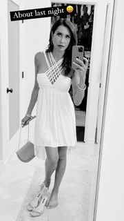 Maria Quiban feet photo thumbnail