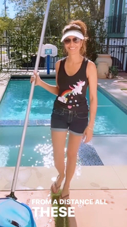 Maria Quiban feet photo thumbnail