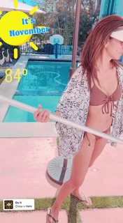 Maria Quiban feet photo thumbnail