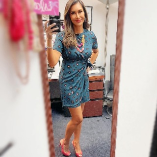 Maria Quiban feet photo thumbnail