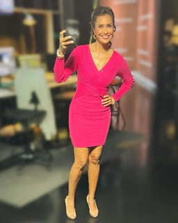 Maria Quiban feet photo thumbnail