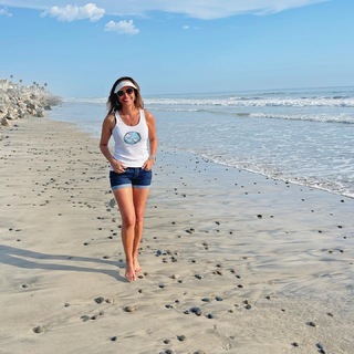 Maria Quiban feet photo thumbnail