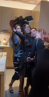 Maria Quiban feet photo thumbnail