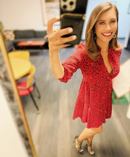 Maria Quiban feet photo thumbnail