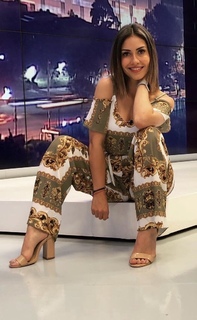 Maria Renee Perez Yonker feet photo 13
