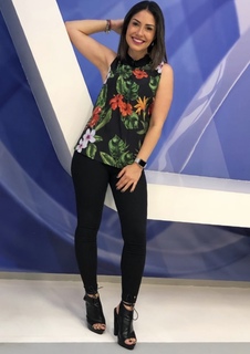 Maria Renee Perez Yonker feet photo 7