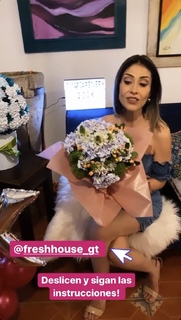 Maria Renee Perez Yonker feet photo 9