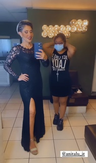Maria Renee Perez Yonker feet photo 17