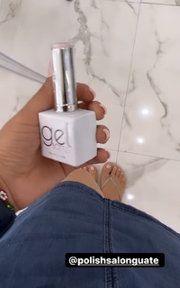 Maria Renee Perez Yonker feet photo 14