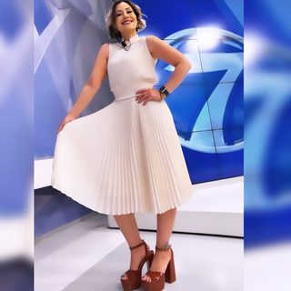 Maria Renee Perez Yonker feet photo 18