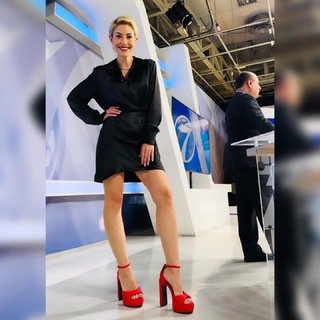 Maria Renee Perez Yonker feet photo 16
