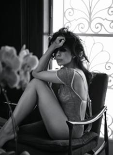 Maria Ribeiro feet photo 2