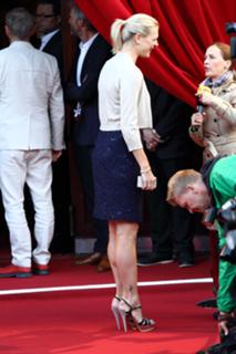 Maria Riesch feet photo thumbnail