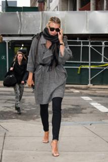 Maria Sharapova feet photo thumbnail