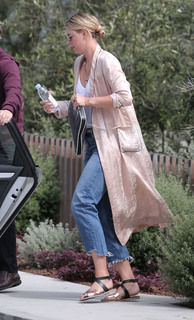 Maria Sharapova feet photo thumbnail