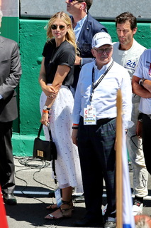 Maria Sharapova feet photo thumbnail