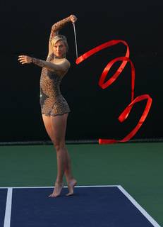Maria Sharapova feet photo thumbnail