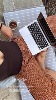 Maria Sharapova feet photo thumbnail