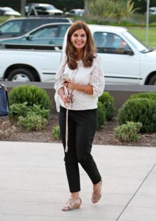 Maria Shriver feet photo 8