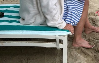 Maria Shriver feet photo 1