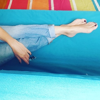 Maria Silvestar feet photo 6