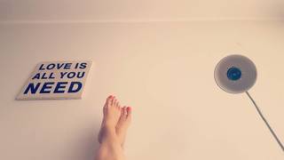 Maria Silvestar feet photo 9