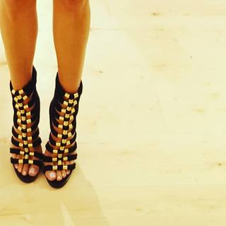 Maria Silvestar feet photo 19