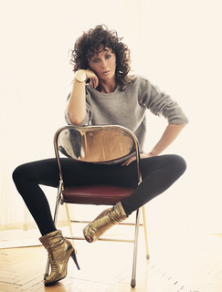 Maria Silvestar feet photo 13