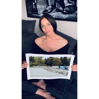 Maria Silvestar feet photo 4