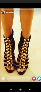 Maria Silvestar feet photo 2