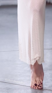 Maria Silvestar feet photo 11