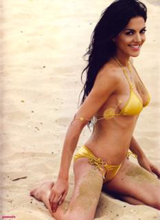 Maria Solomou feet photo thumbnail