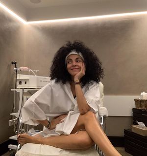 Maria Solomou feet photo thumbnail