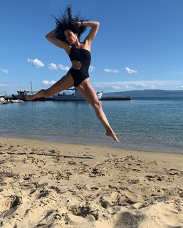 Maria Solomou feet photo thumbnail