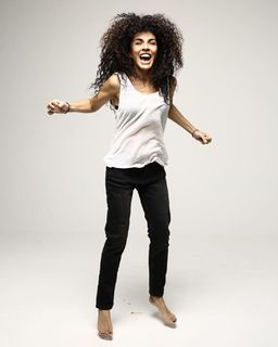 Maria Solomou feet photo thumbnail