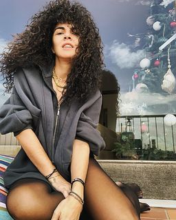 Maria Solomou feet photo thumbnail