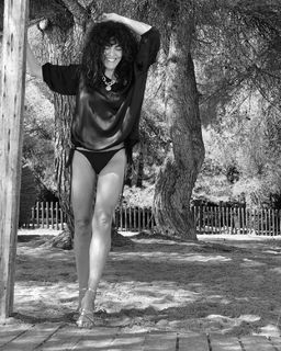 Maria Solomou feet photo thumbnail