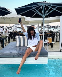 Maria Solomou feet photo thumbnail