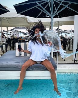 Maria Solomou feet photo thumbnail