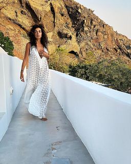 Maria Solomou feet photo thumbnail