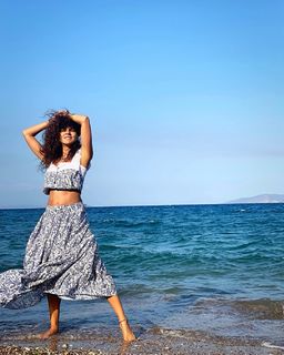 Maria Solomou feet photo thumbnail